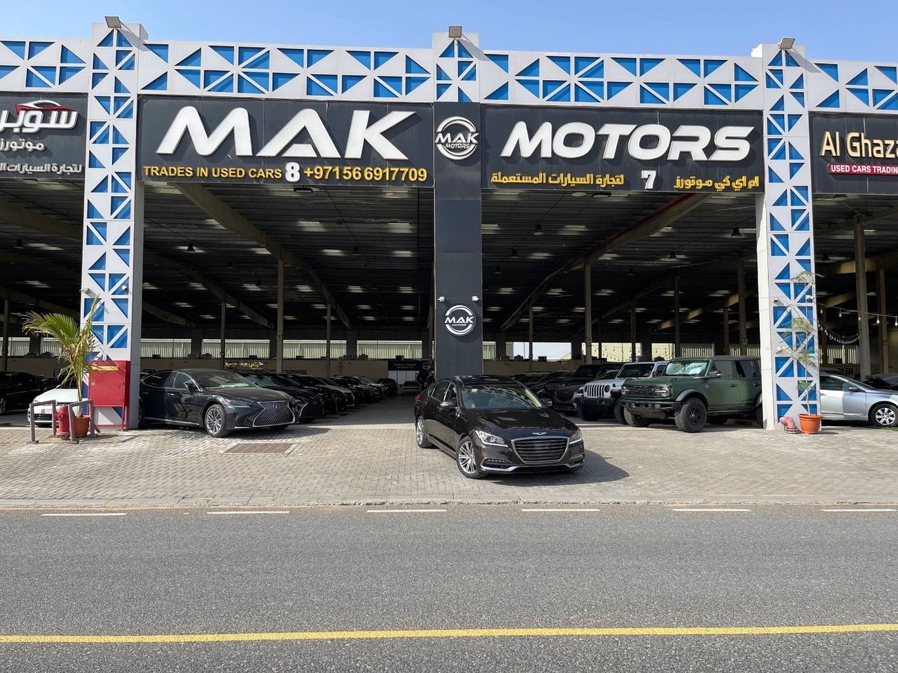 جينيسس G80 V6 3.8L / PANORAMIC SUNROOF / 360 CAMERA / RADAR / COOLING AND HEATING SEATS