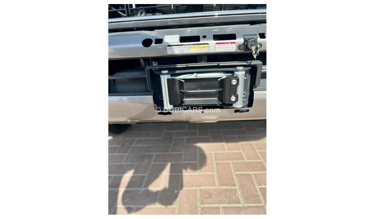 تويوتا لاند كروزر بيك آب VDJ79 4.5L V8 Full option