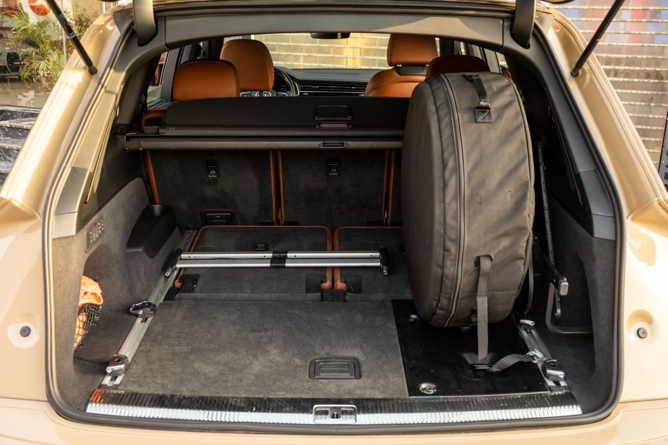 أودي Q7 45 TFSI S-LINE