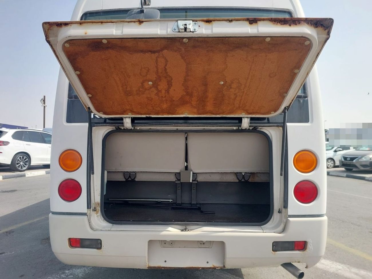 ميتسوبيشي روزا MITSUBISHI ROSA BUS RHD 1999 MODEL 5.2 L DIESEL AUTOMATIC(PM00153)