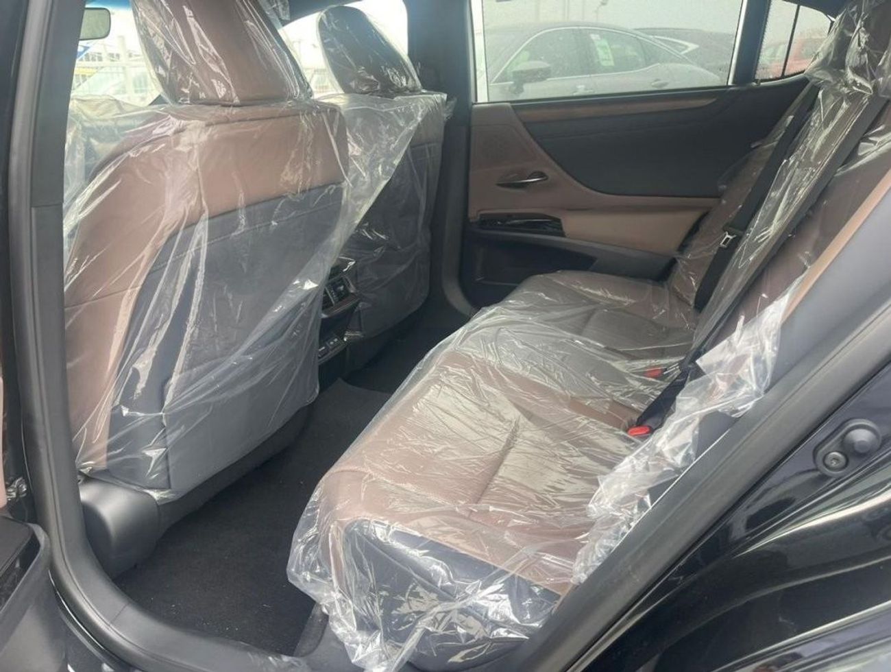 Lexus ES350 3.5 L PETROL V6 2024