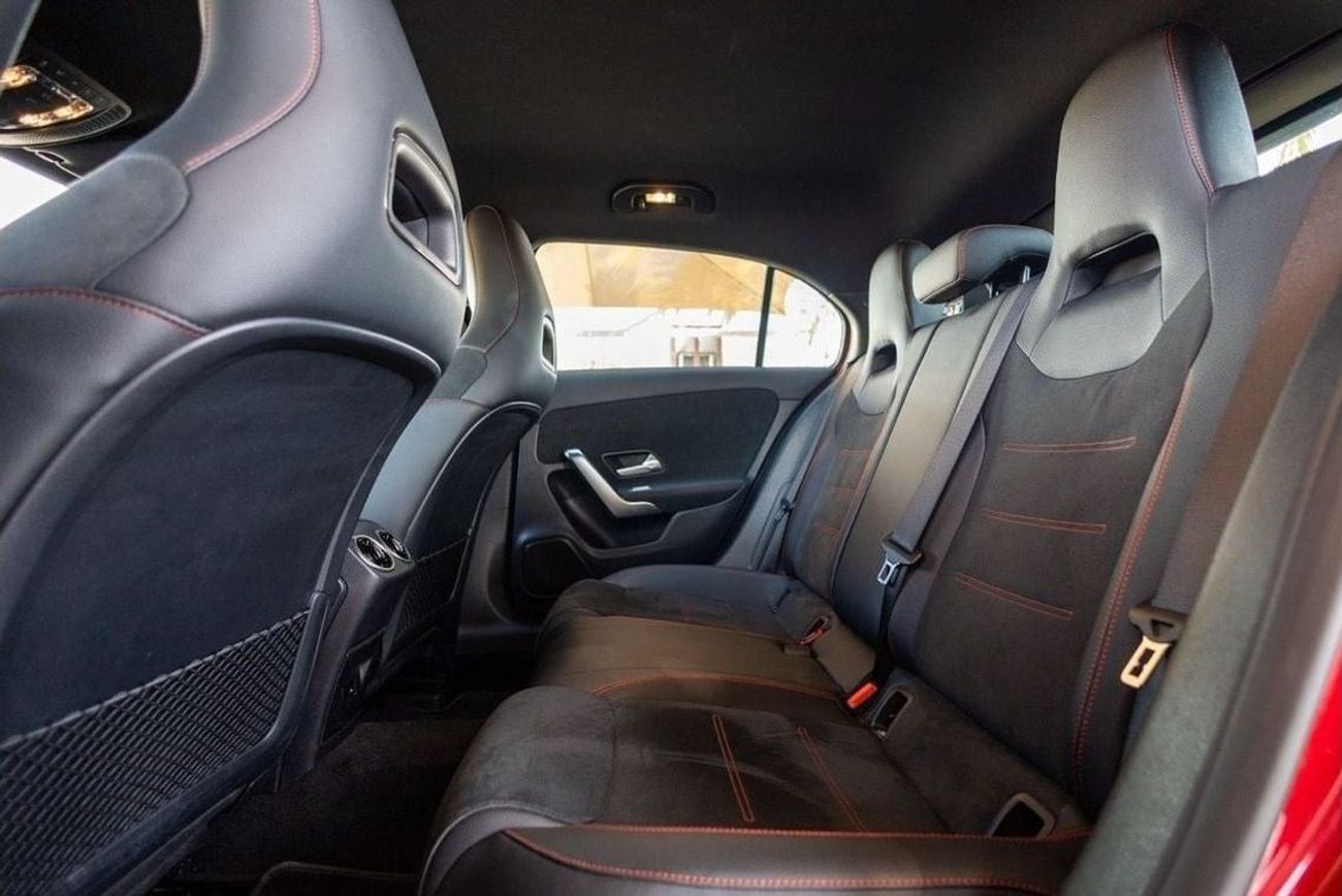 مرسيدس بنز A 180 Mercedes-Benz A180 2022 European Spec (Clean Tittle) under Warranty with Flexible Down-Payment.