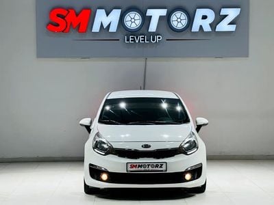 Kia Rio EX 1.4L (107 HP) Hatchback