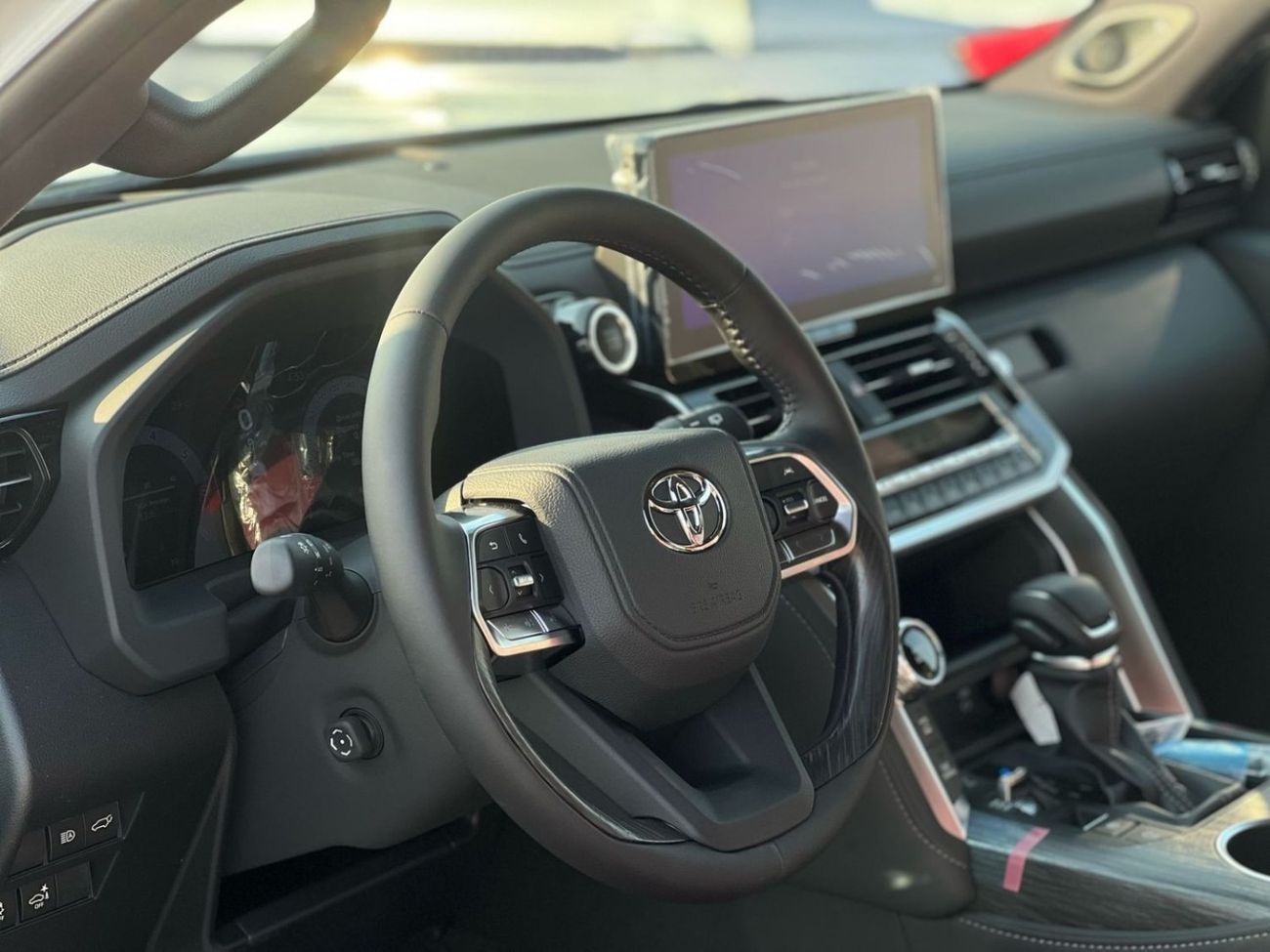 تويوتا لاند كروزر TOYOTA LAND CRUISER VXR 3.5L SUV 4WD 2025