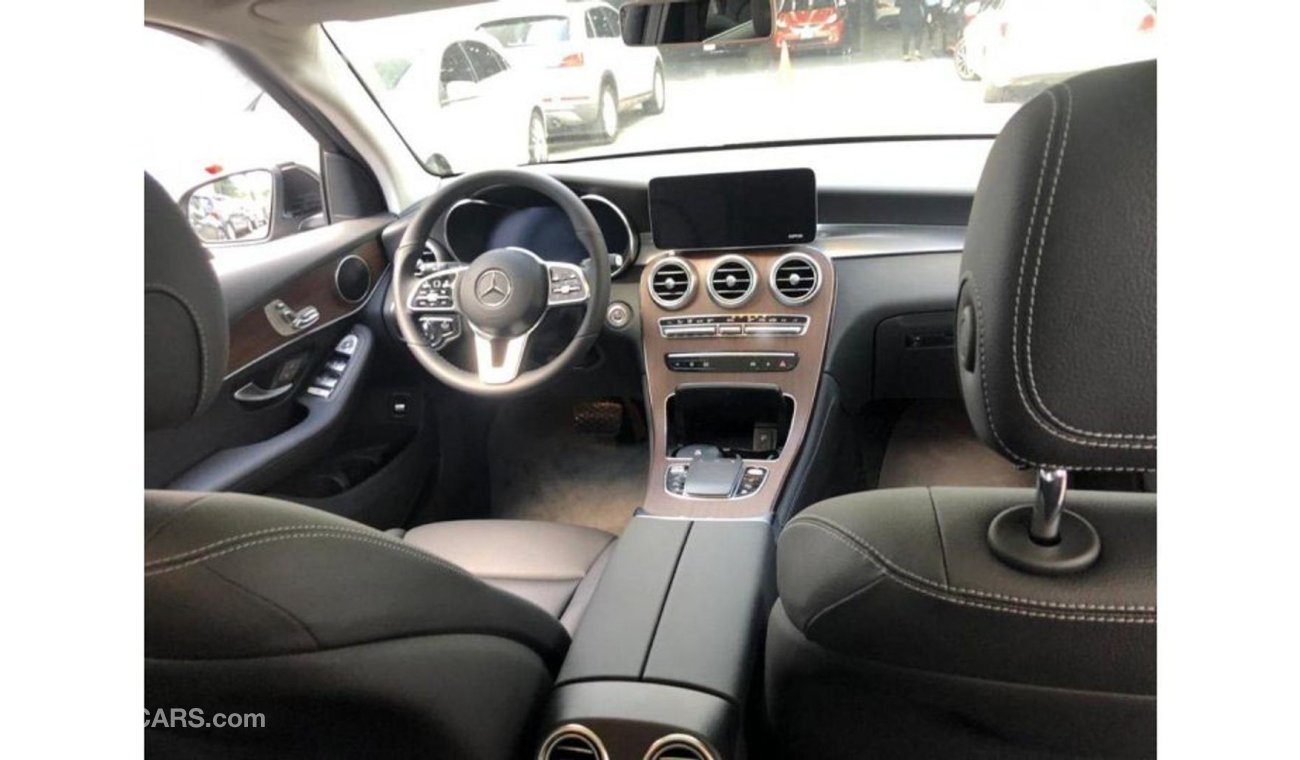 Mercedes-Benz GLC 300 Mercedes GLC300, Euro 6 Technology,  Limitation leather, Leatherette-Black/Anthracite, Active Parkin