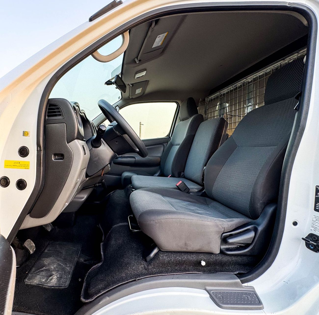 Nissan Urvan Panel Van Std 2.5L M/T (3 Seater) Petrol (4 Door) Nissan Urvan Van | 2.5 L | 2021 | GCC | Accident-F