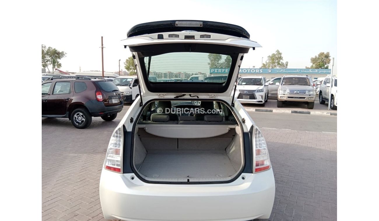 Toyota Prius TOYOTA PRIUS RIGHT HAND DRIVE AVAILABLE (PM1561)