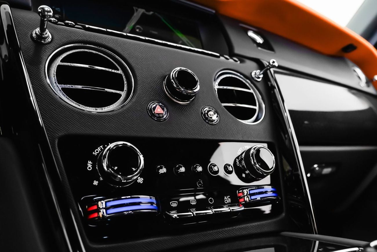 Rolls Royce Cullinan BLACK BADGE