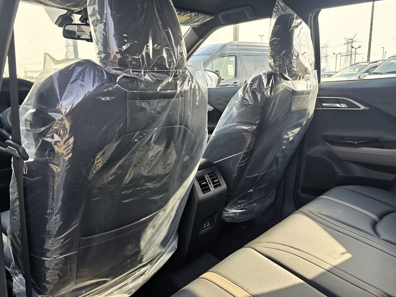 Mitsubishi Xforce Mitsubishi XFORCE P-LINE 1.5L SUV FWD 5Doors white color 2025 model