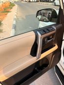 Toyota 4Runner Limited edition 2020 model leather seats, sunroof, seat cooler,heater