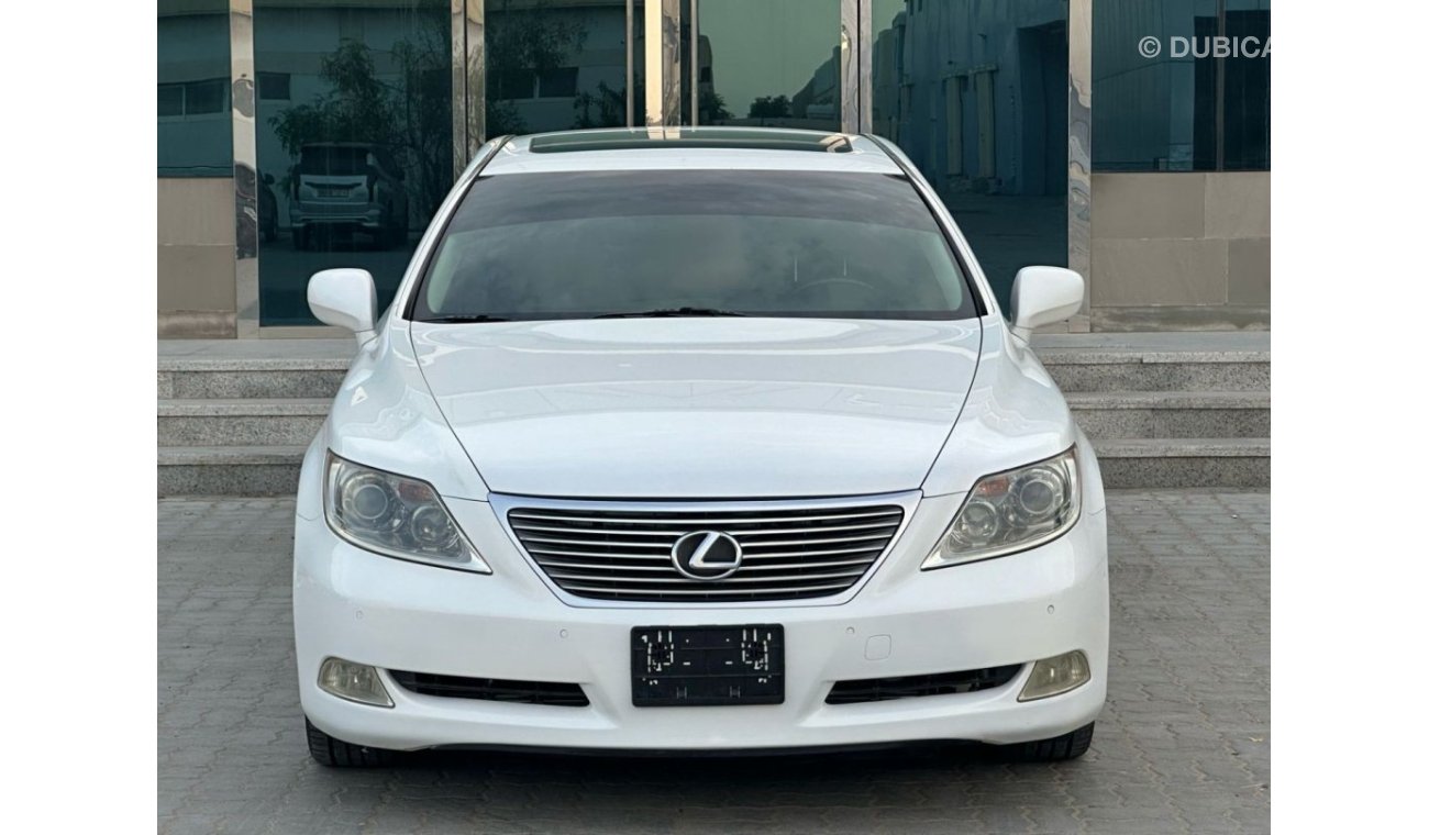 لكزس LS 460 لكزس LS 460  لارج  VIP مواصفات خاصة موديل : 2007 السعر : 28,000 درهم كيلو متر : 165000 مواصفات خليجي