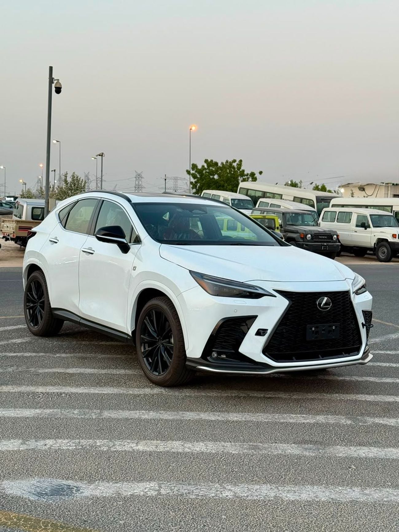 لكزس NX350h Lexus NX 350 h Platinum 2026