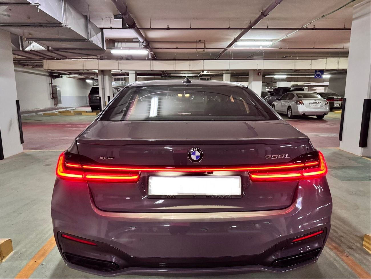 بي أم دبليو 750Li XDRIVE EXECUTIVE