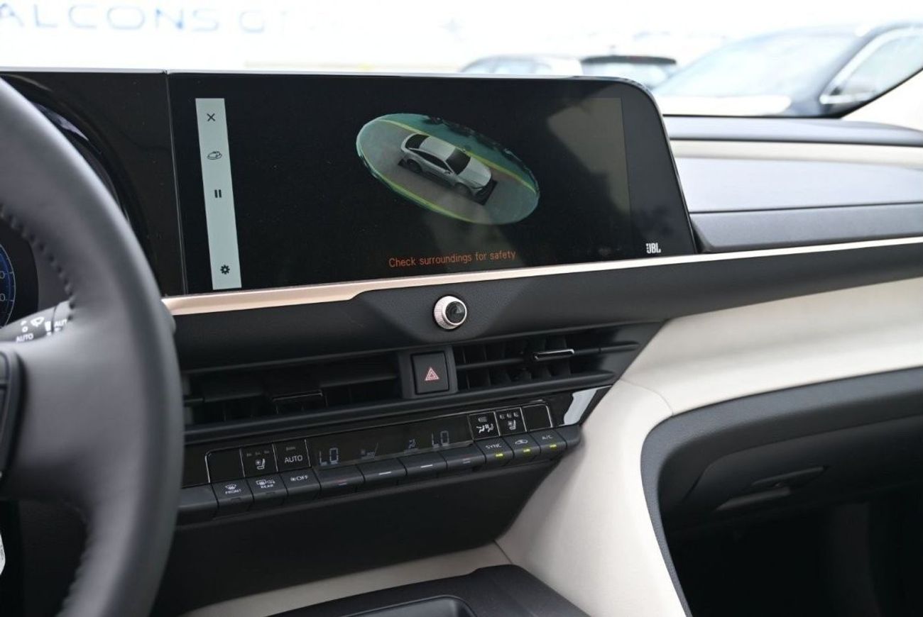 Toyota Crown Toyota Crown 2.5L Hybrid Model 2023 Color Grey