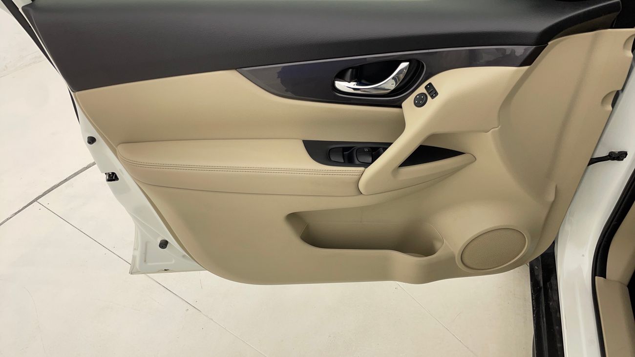 نيسان إكس تريل S 2.5 | بدون دفعة مقدمة | اختبار القيادة في المنزل