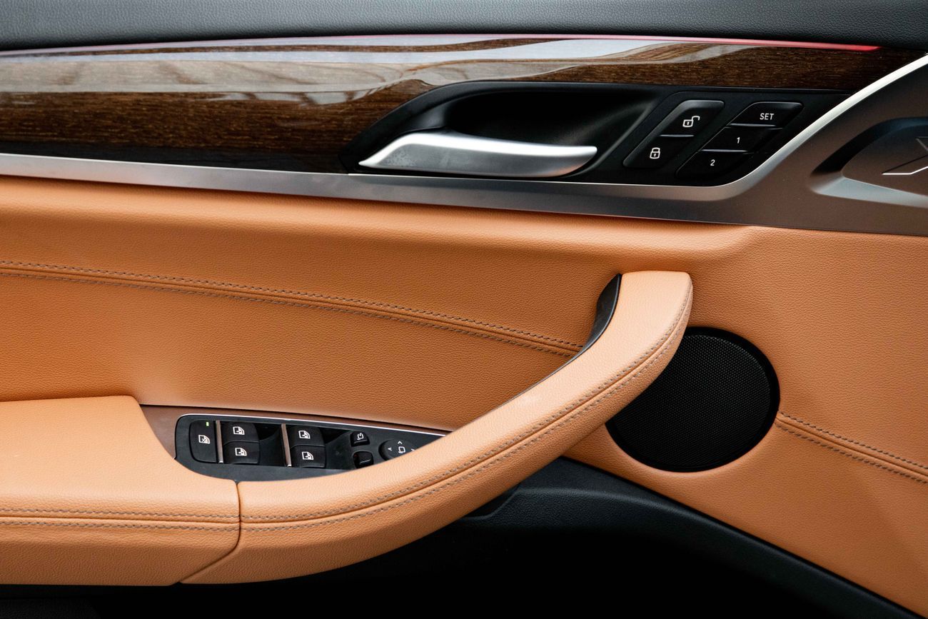 BMW X3 X3 M-Kit | 4,015 P.M | 0% Downpayment | BMW X3 M-Kit | Agency Warranty