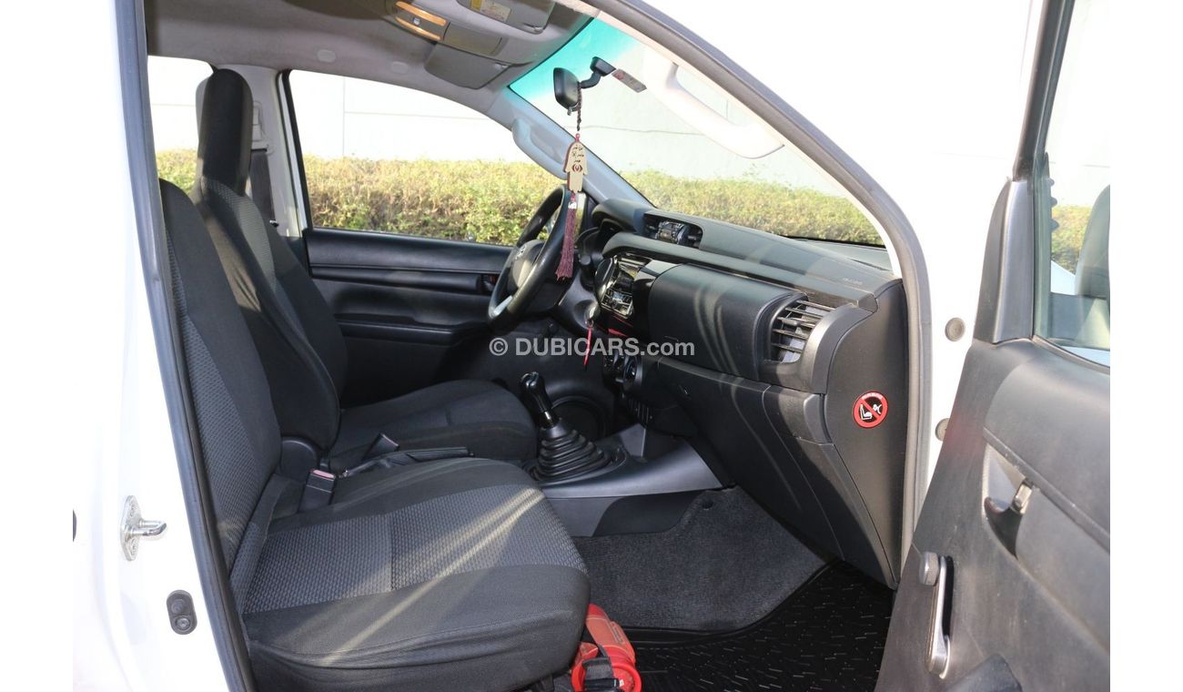 تويوتا هيلوكس GL تويوتا هايلكس 2018 حليجي جير عادي بترول فورويل