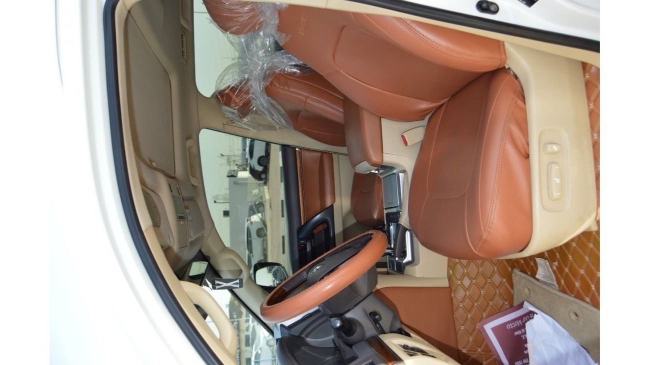 تويوتا لاند كروزر GXR