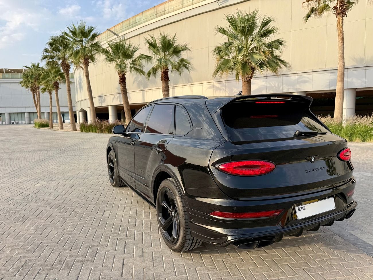 Bentley Bentayga | FULL BLACK EDITION | BENTLEY DUBAI WARRANTY
