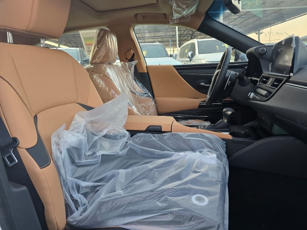 لكزس ES300h LEXUS ES300H HYBRID 2026 MODEL