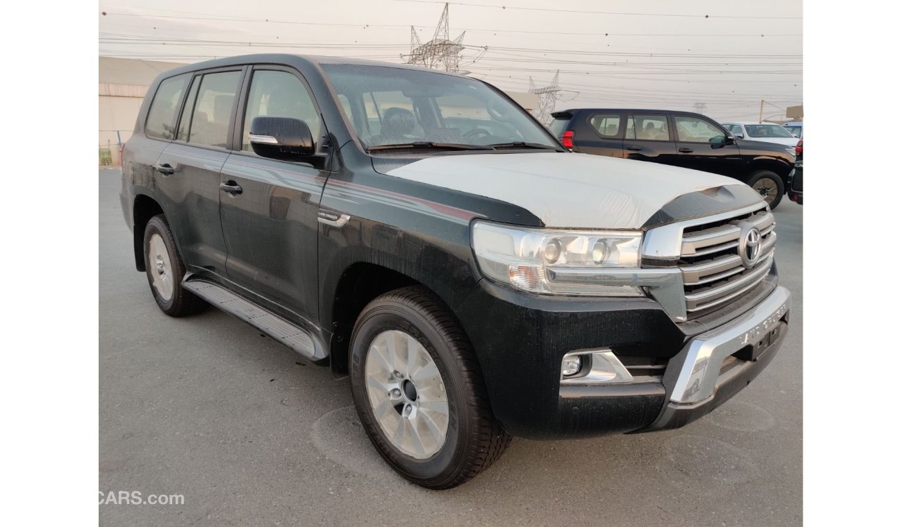 Toyota Land Cruiser LC200 GXR 4.6 V8 (Mid-Option)