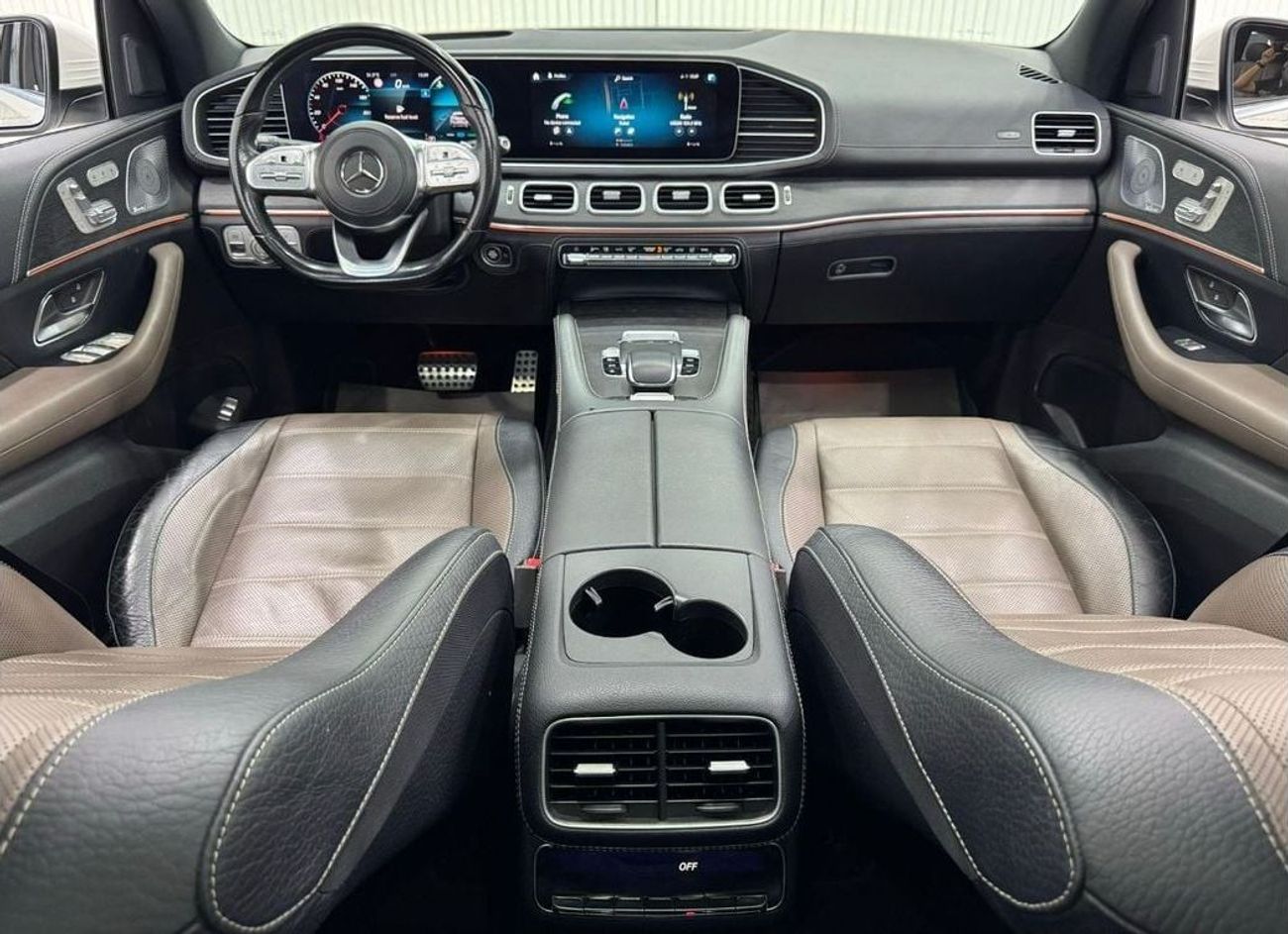 مرسيدس بنز GLS 450 AMG 4MATIC 2019 Mercedes Benz GLS450 AMG 4MATIC, Warranty, Full Mercedes Service History, Full Optio