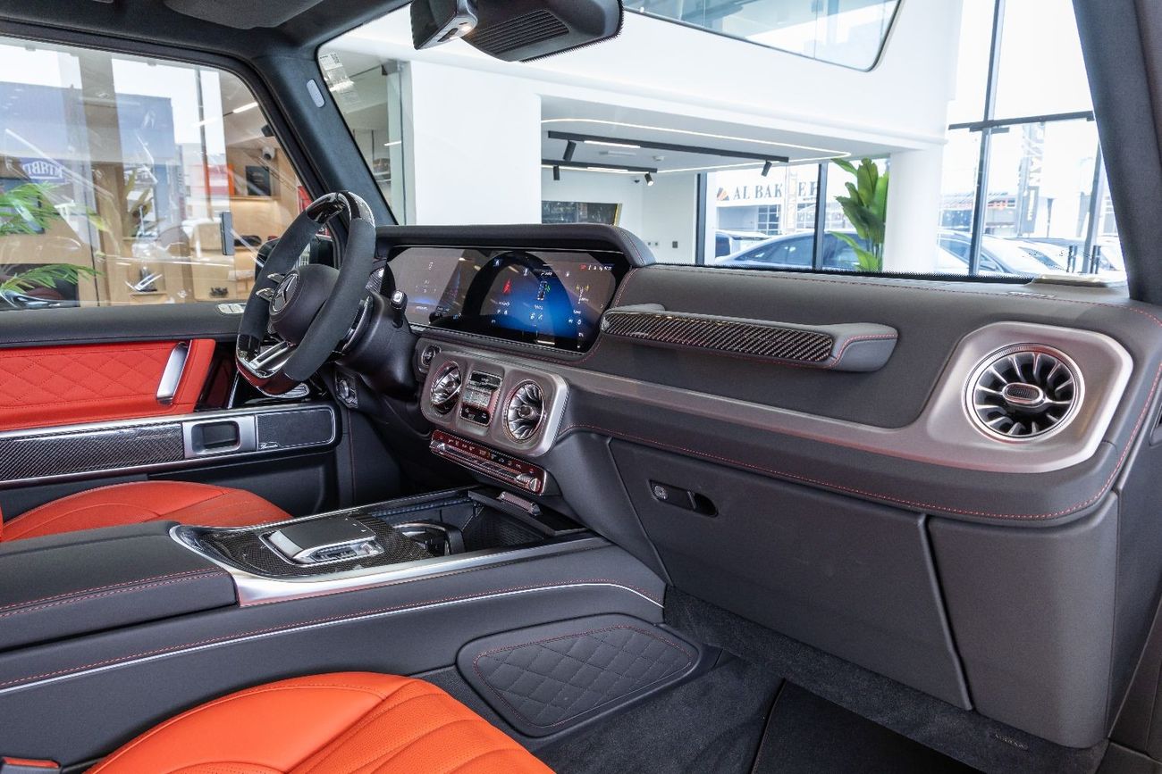 Mercedes-Benz G 63 AMG Mercedes-Benz G 63 AMG - Diamond Seats - Carbon Fiber - 2025 FaceLift