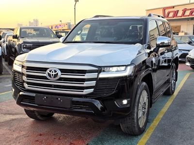 Toyota Land Cruiser VX Toyota land cruiser Vx 3.5l turbo 4*4 A/T  Black color inside black 2026