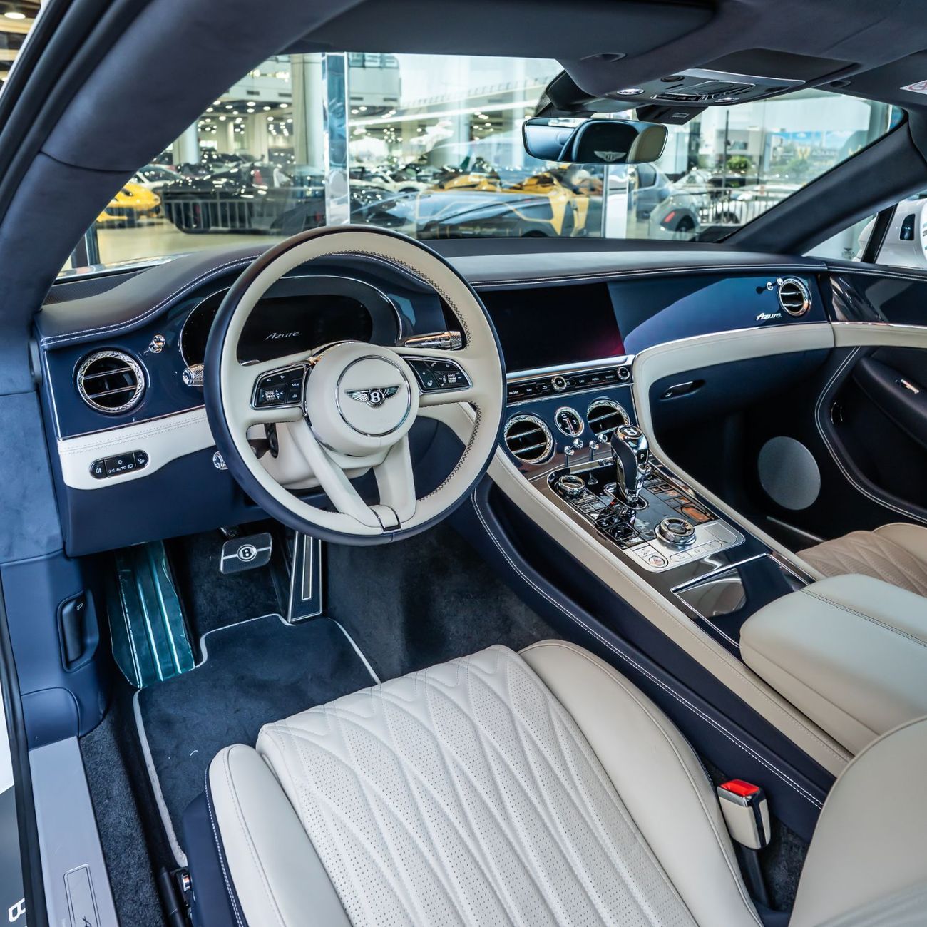 بنتلي كونتيننتال جي تي AZURE 2026 BENTLEY GT V8 DONE ONLY 4000KM