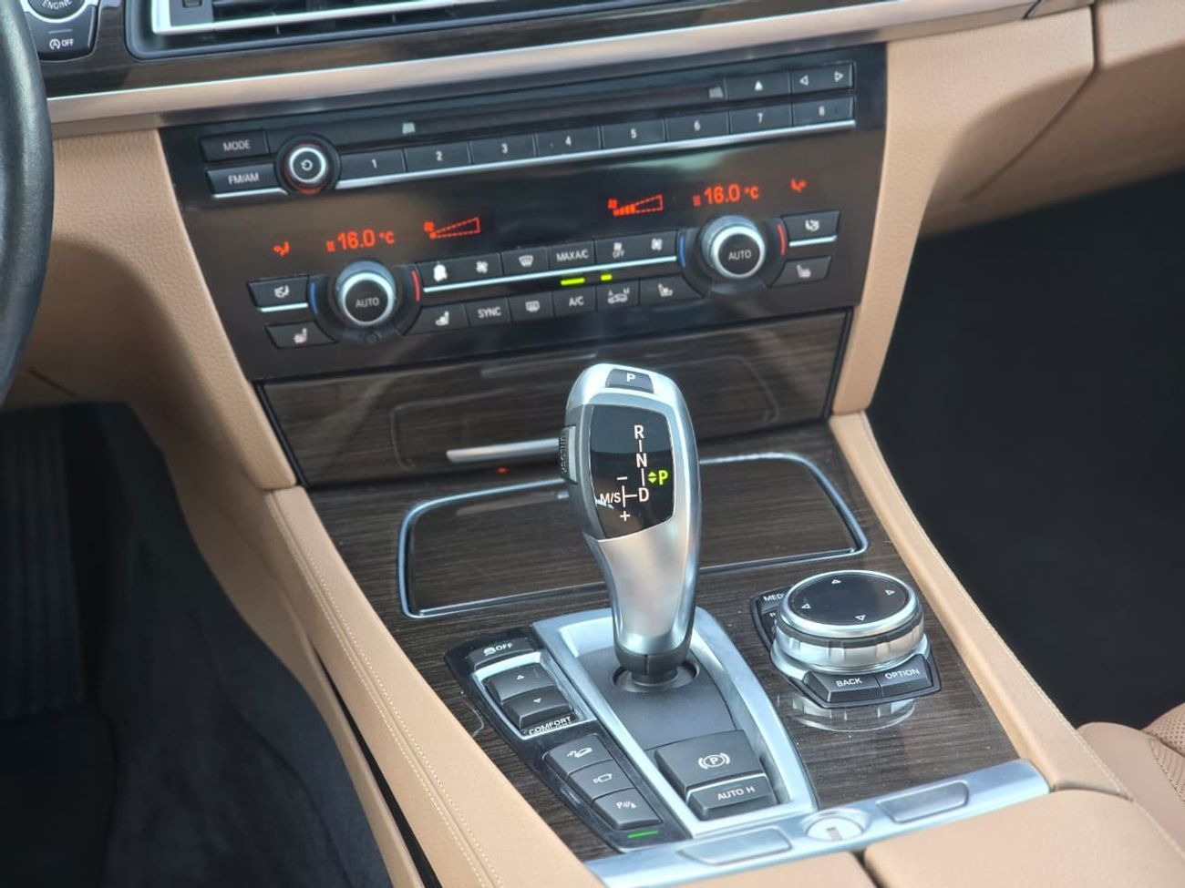 بي أم دبليو 730Li BMW 730LI DIESEL 2014 // KOREAN // PERFECT CONDITION // LOW MILEAGE // FULL OPITION