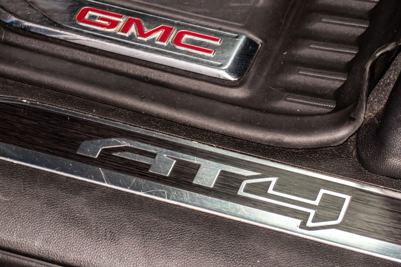GMC Sierra 1500 CREWCAB AT4