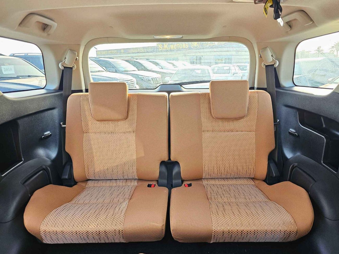 Toyota Fortuner SR5 / 2.7L V4 PETROL / ALLOY RIMS / AUTO FOLDING SIDE MIRROR / 4WD /  (CODE # FP27F)