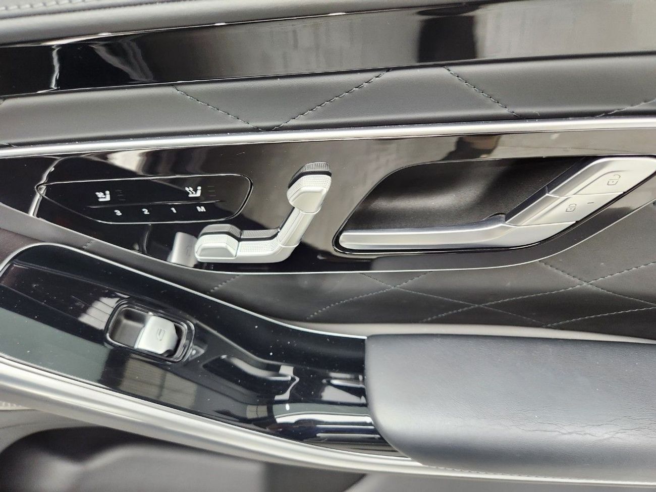 Mercedes-Benz S 580 4MATIC Exclusive 4.0L