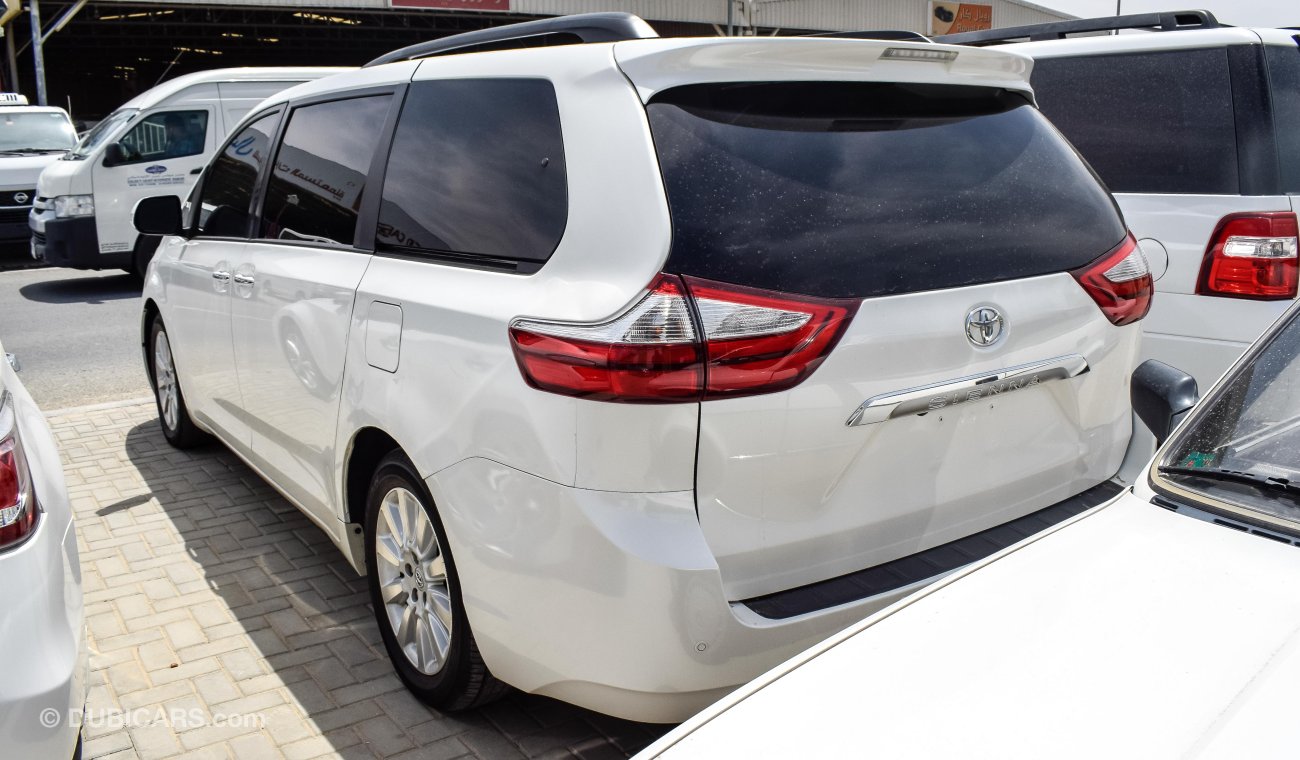 Toyota Sienna full option import japan