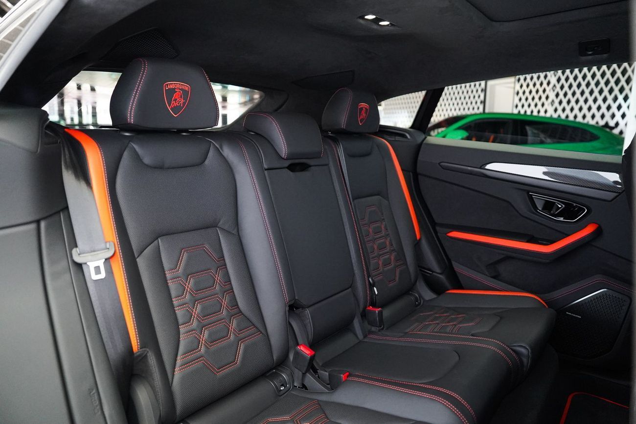 لامبورغيني اوروس STD 4.0T V8