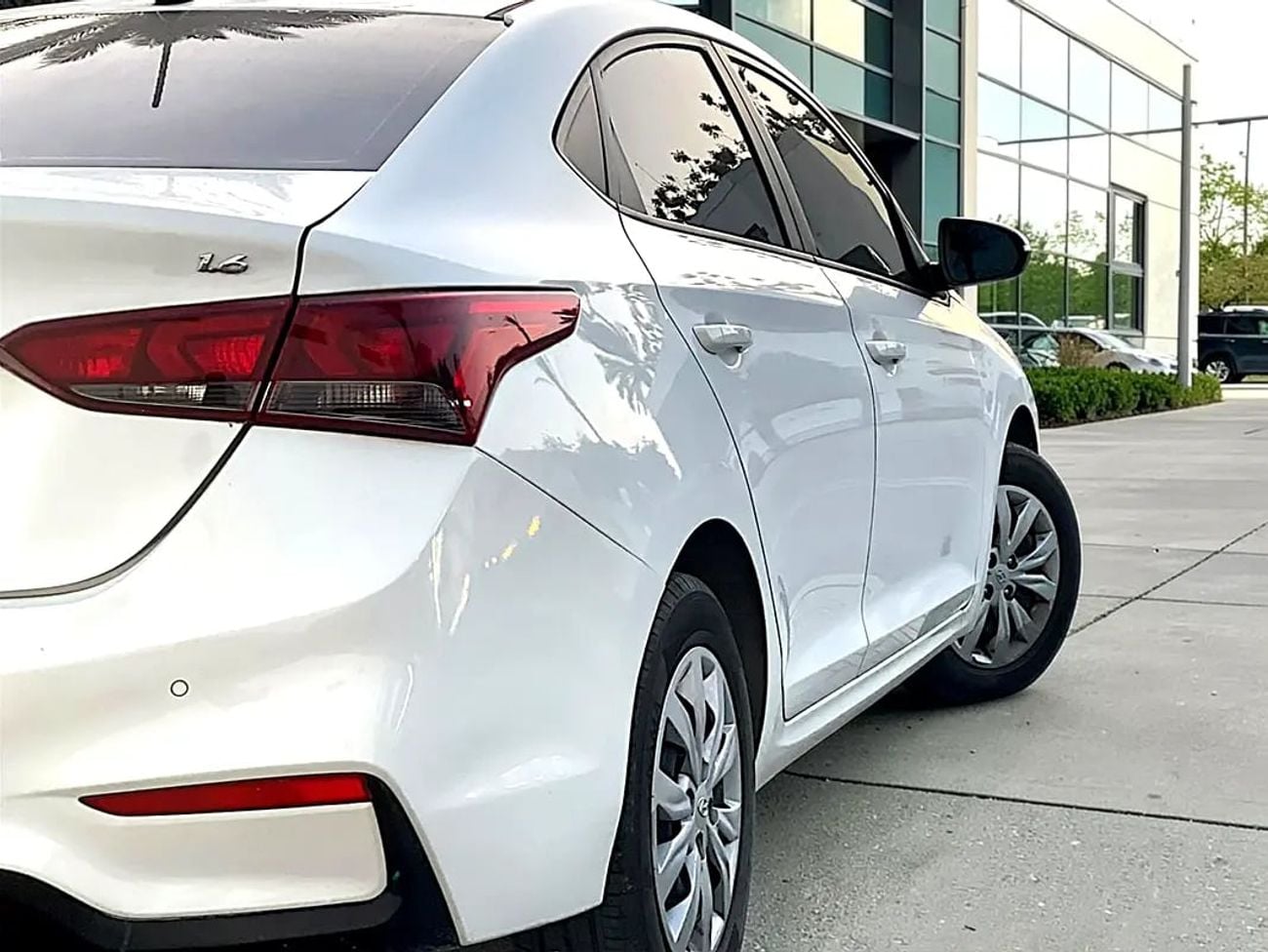 Hyundai Accent GL 1.4L (107 HP) Sedan 478 P.M | GL - GCC Specs - Excellent Condition