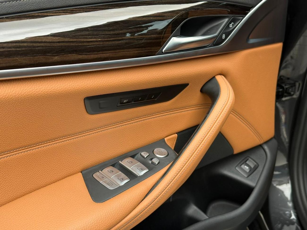 بي أم دبليو 520i M Sport Comfort 2.0T