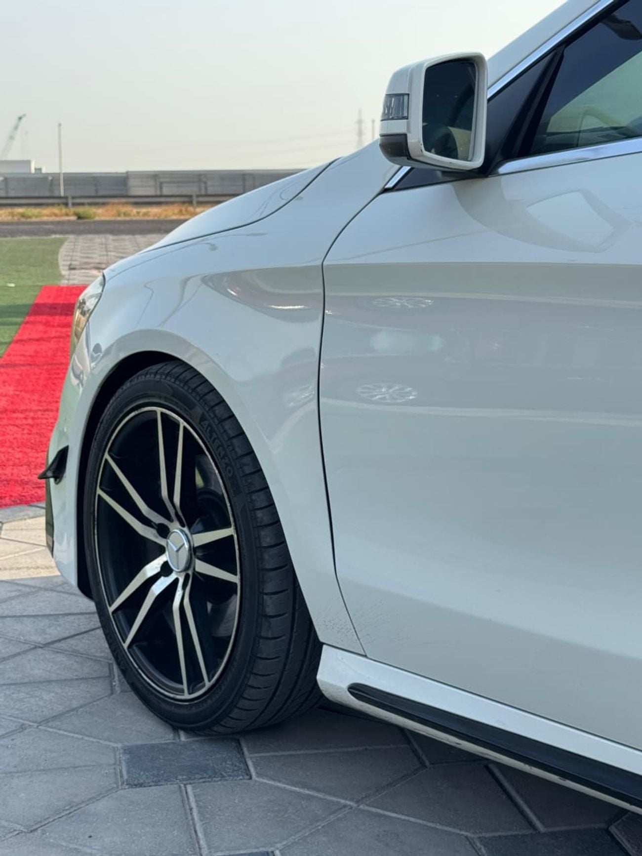 Mercedes Benz CLA250 STD