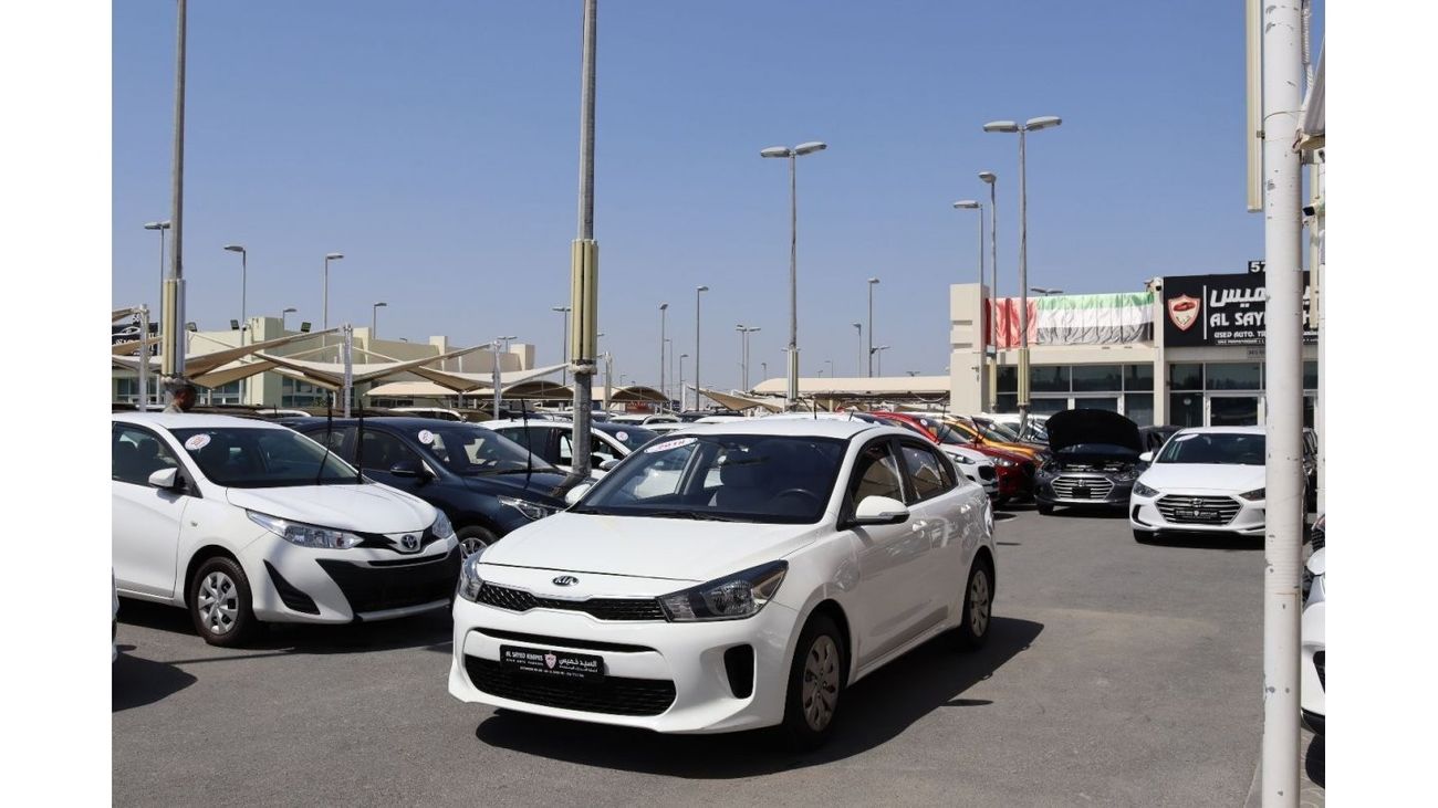كيا ريو EX خالية من الحوادث - خليجي - مكينة 1400 سي سي - بحالة ممتازة من الدخل والخارج