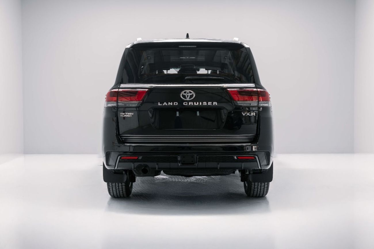 تويوتا لاند كروزر VXR 3.3L - Attitude Black Inside Black & Dark Red | Export Only