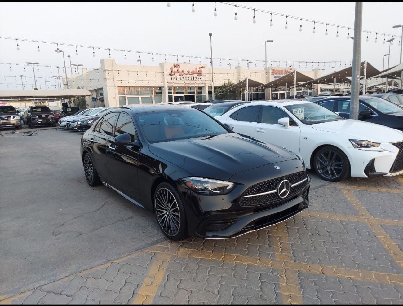مرسيدس بنز C 300 PREMIUM PLUS