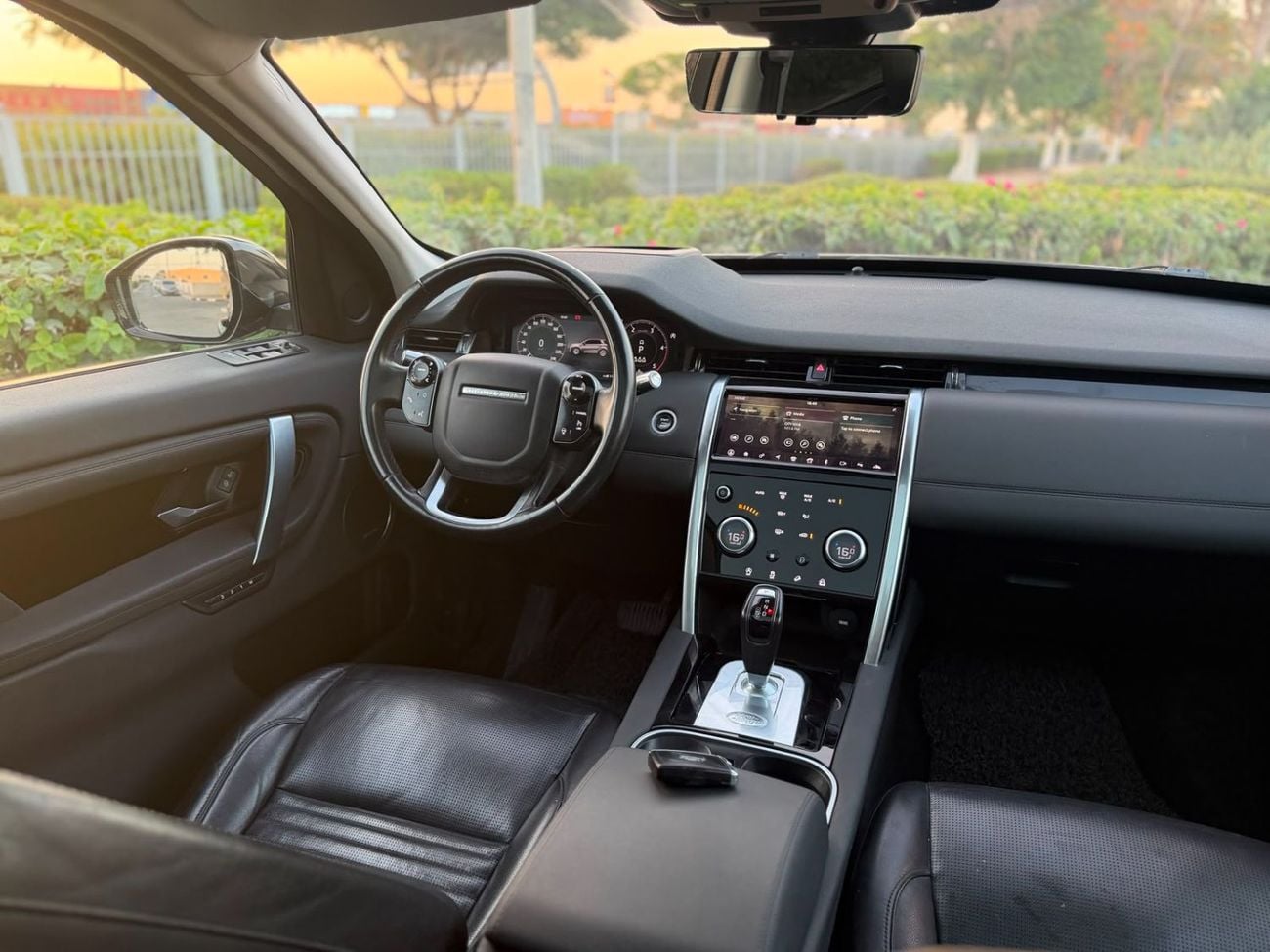 Land Rover Discovery Sport LAND ROVER DISCOVERY SPORT D180 SE 2020 DIESEL FULL OPTIONS IN PERFECT CONDITIONS