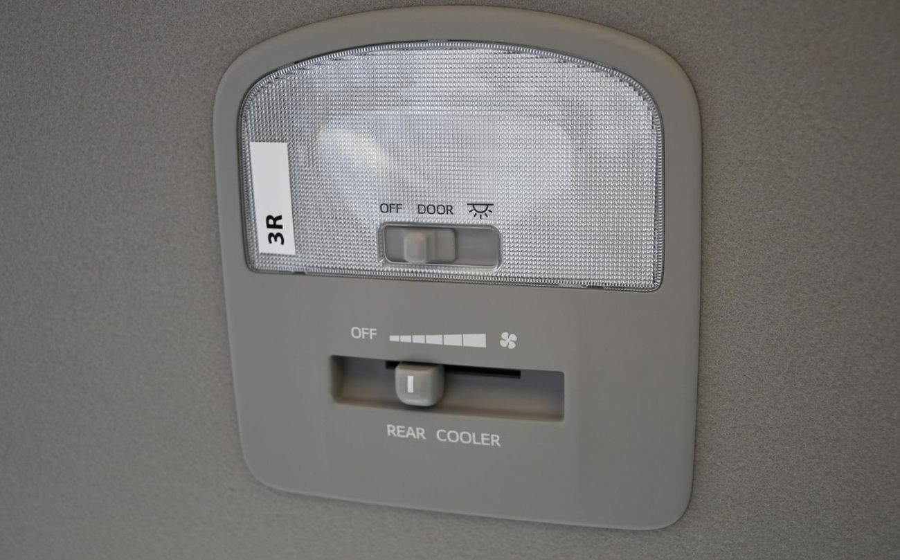 تويوتا فورتونر 2.4L V4 Diesel Automatic (Ready Stock)