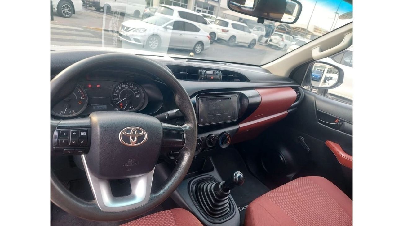 تويوتا هيلوكس DC 2.7L 4WD PETROL MANUAL TRANSMISSION