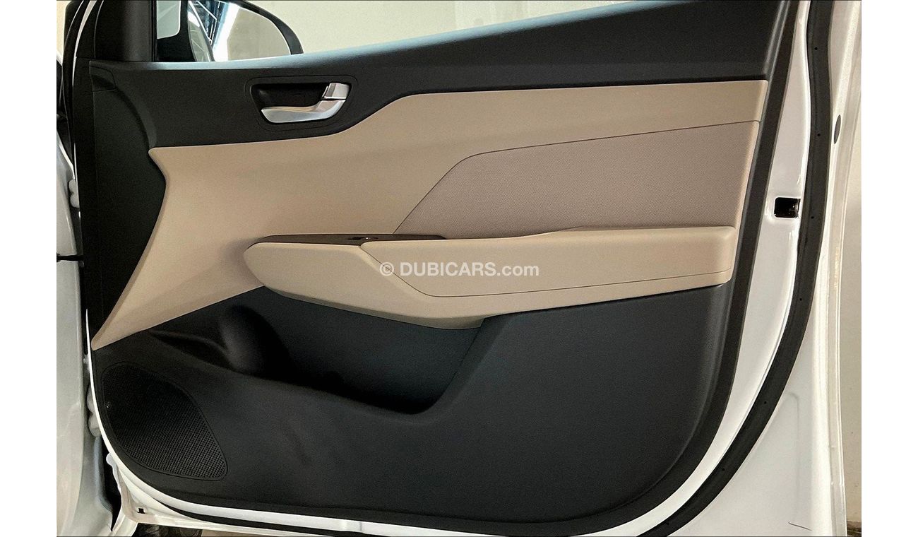 Hyundai Accent Smart Plus