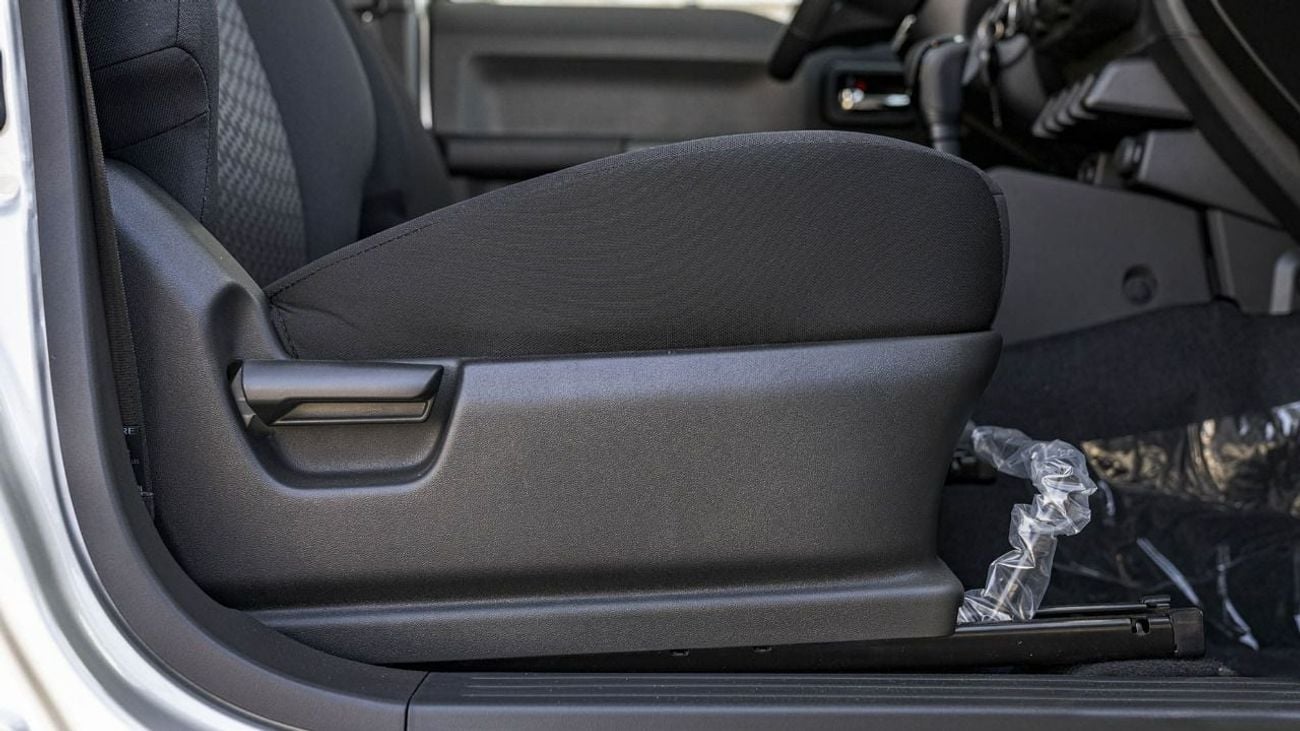 Suzuki Jimny 1.5L GLX (A/T)