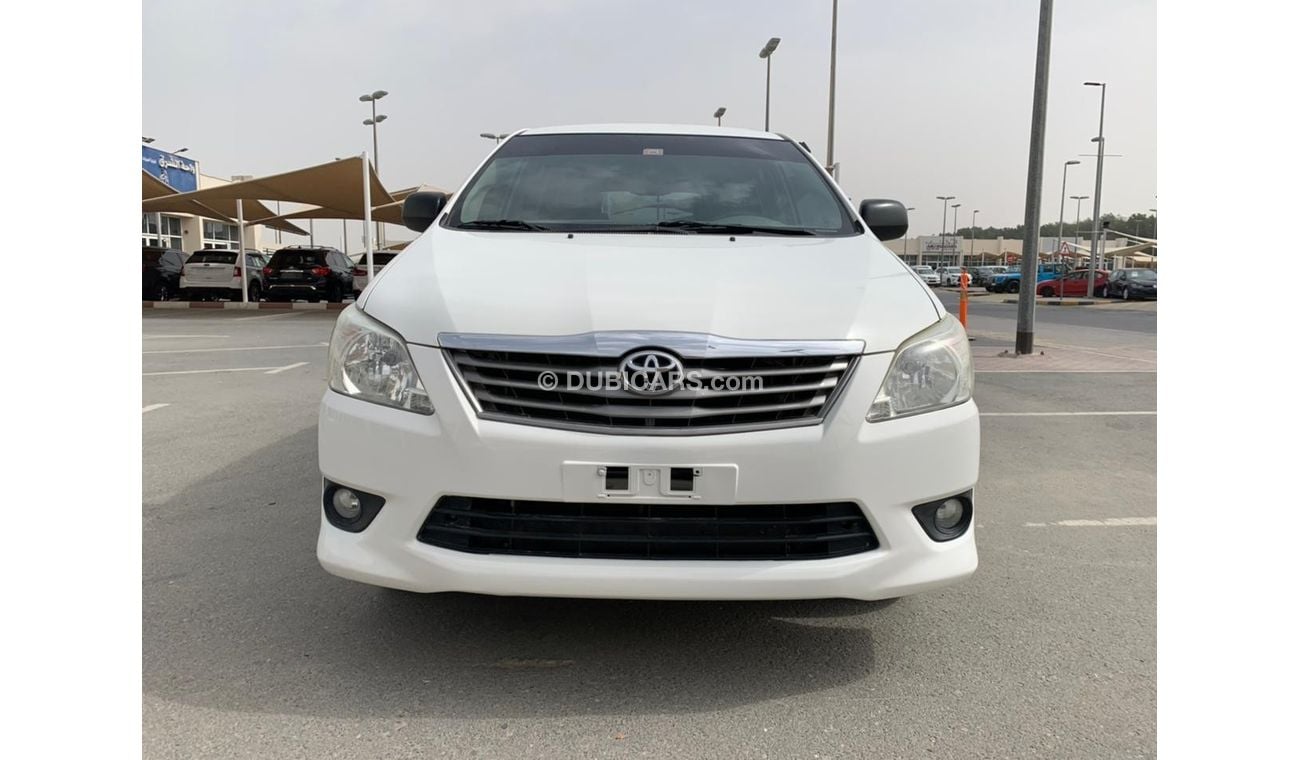 Toyota Innova Toyota Innova 2012 gcc 7 sat