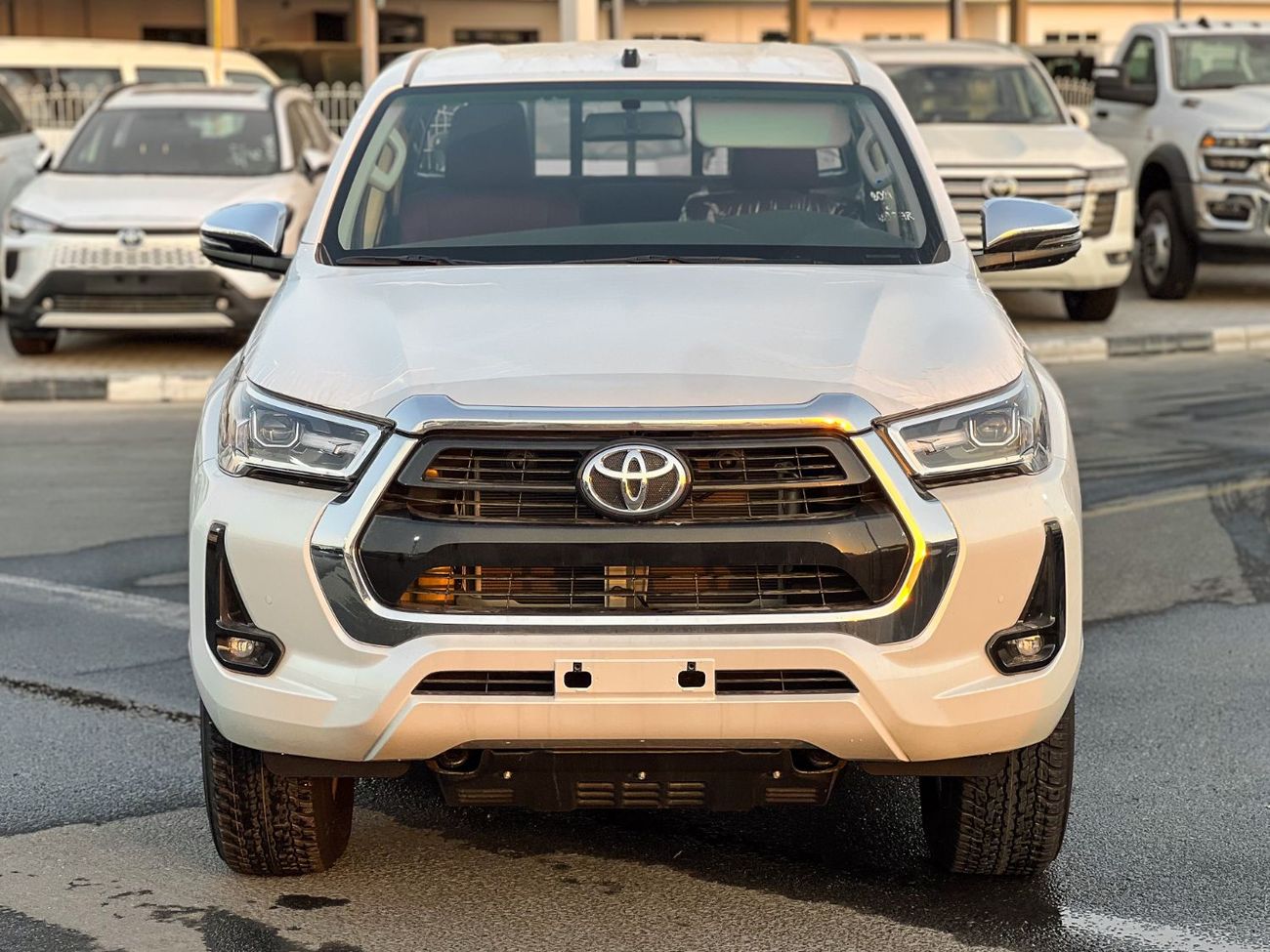 تويوتا هيلوكس EXPORT ONLY - TOYOTA HILUX VX 4.0L (w/ AIR COMPRESSOR)