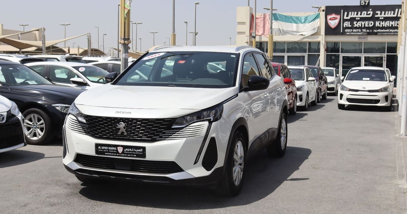 بيجو 3008 بيجو 3008 خليجى بحاله ممتازه محرك 1.6 سى سى وممشى 44000 كم وسعر 52000  درهم