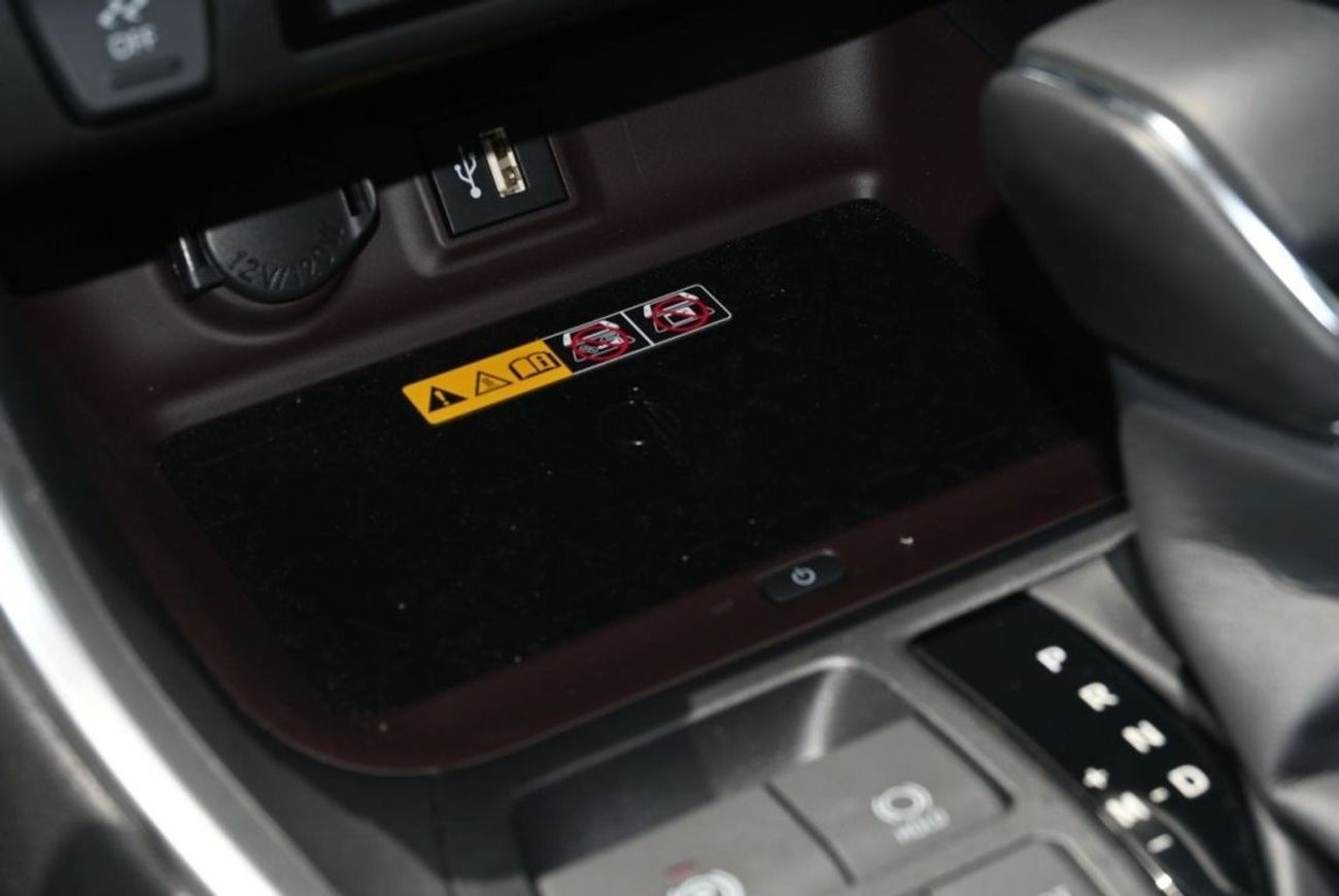 تويوتا راف ٤ Toyota RAV4 2.5L Petrol, AWD, CUV 5Doors, Model 2024 Color Black